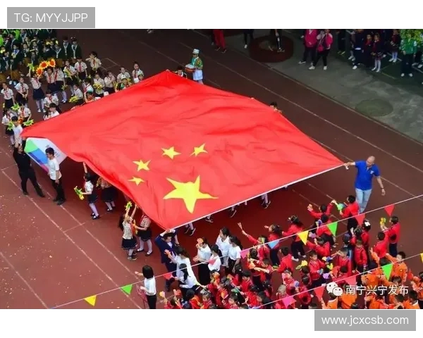 LNG战队奋勇拼搏征战全球赛场 展现无敌实力铸就辉煌历史 LNG战队奋勇拼搏征战全球赛场 展现无敌实力铸就辉煌历史