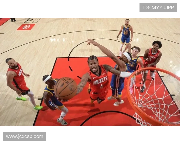 季后赛激战湖人对火箭精彩比分回顾与分析